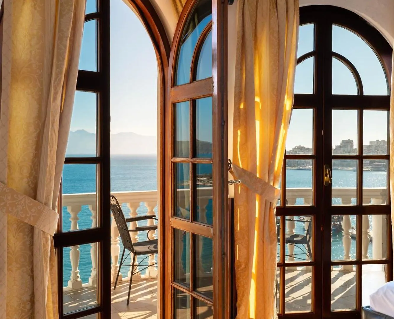 Hotel Monte Carlo - Rooftop Pool Sarande Albania