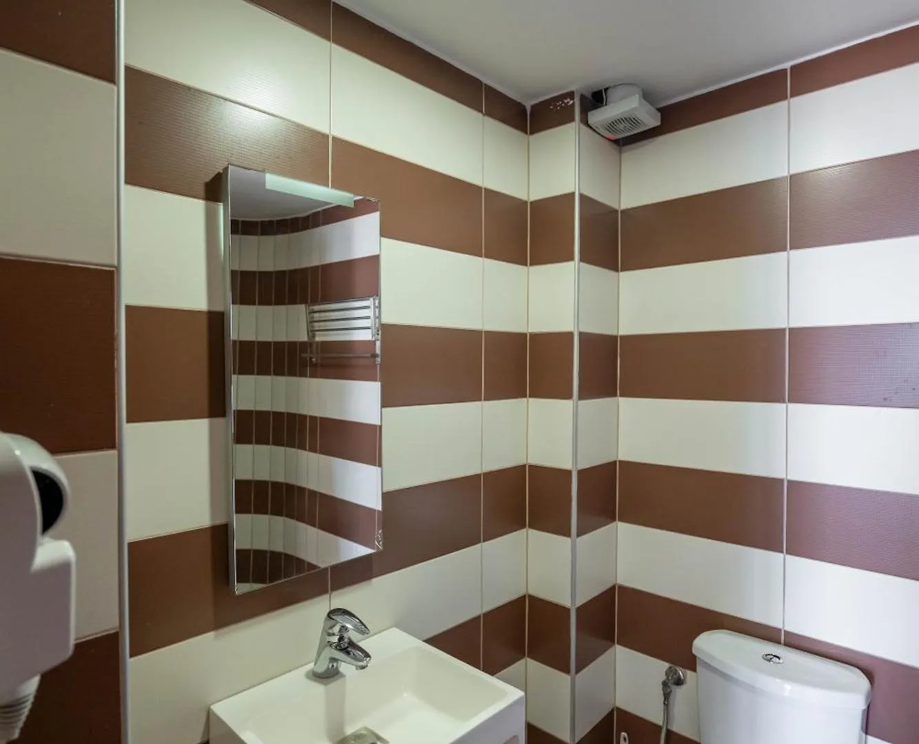****  Hotel Monte Carlo - Rooftop Pool Sarande Albania