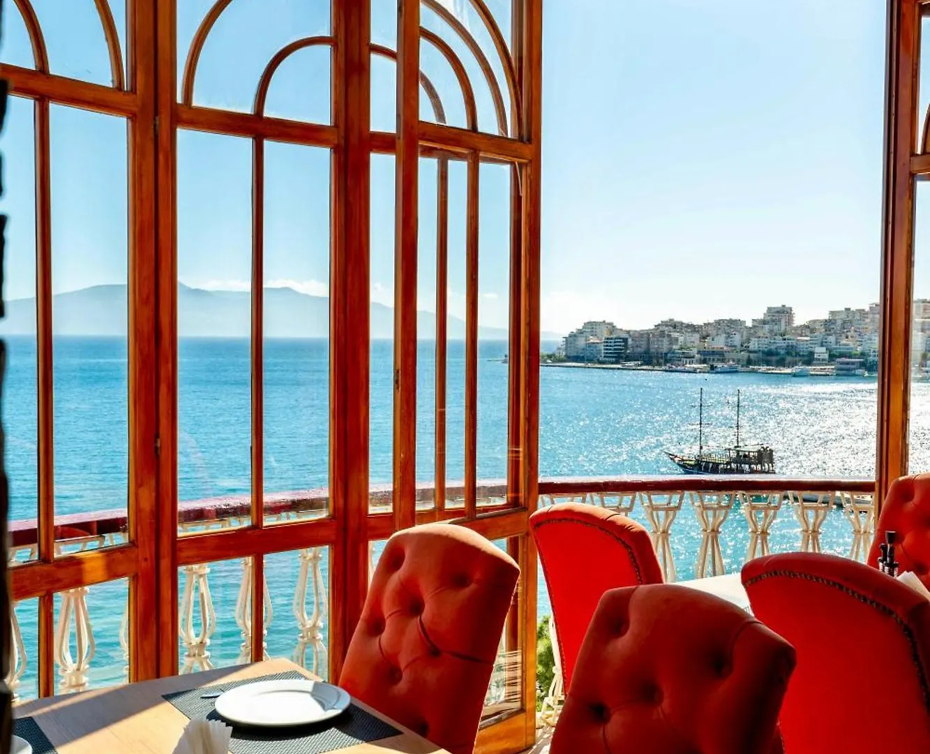 Hotel Monte Carlo - Rooftop Pool Sarandë
